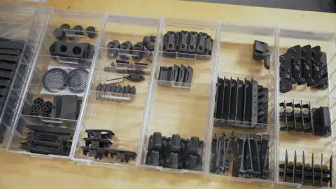 Séries de pièces imprimées en SLS